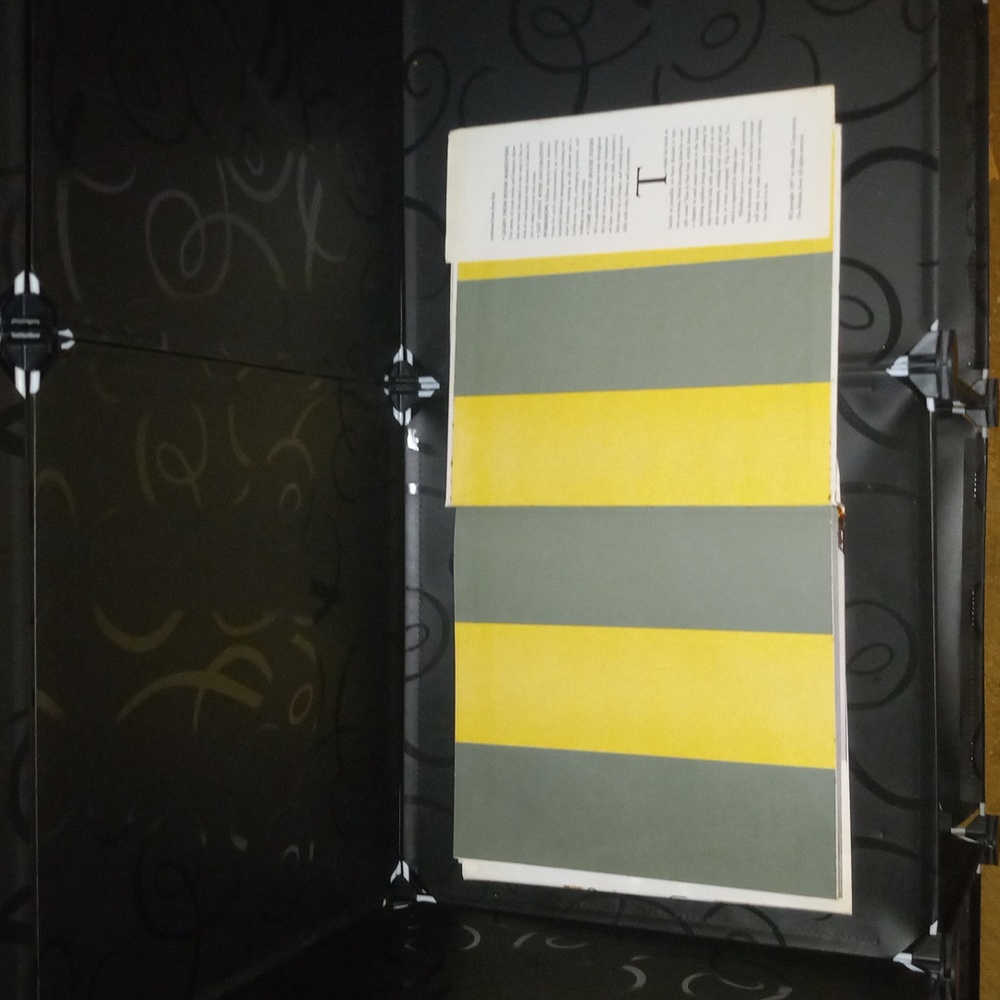 Hard back Decorating Book - Picture 6 of 6